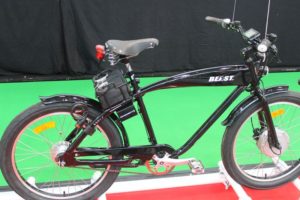Saxonette bringt Fahrrad mit Handschellen und Doppelakku (Video)