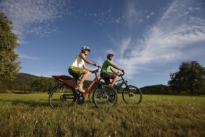 Studie: Interesse an E-Bikes steigt, aber erst einer von 100 fährt eines