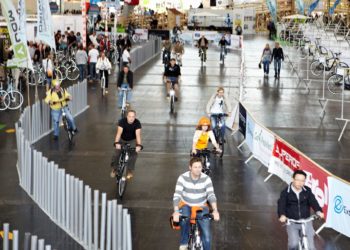 BIKE EXPO 2011, Halle B5, E-Bike Teststrecke