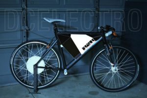 DC Electro: Leichtes Elektro-Motorrad setzt auf Fahrradrahmen (Video)