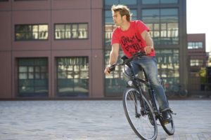 Bundesumweltamt-Studie: E-Bikes reduzieren CO2 und halten gesund