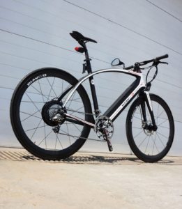 Leichtestes S-Pedelec: E-Bike Au2Bahn Carbon wiegt 14,5 Kg