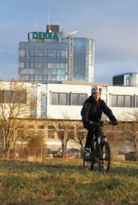 Umfrage: Jeder dritte Autofahrer erwägt E-Bike-Kauf