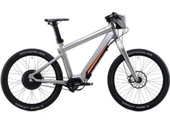 Grace One.15 titan Seitenansicht / Foto: Grace