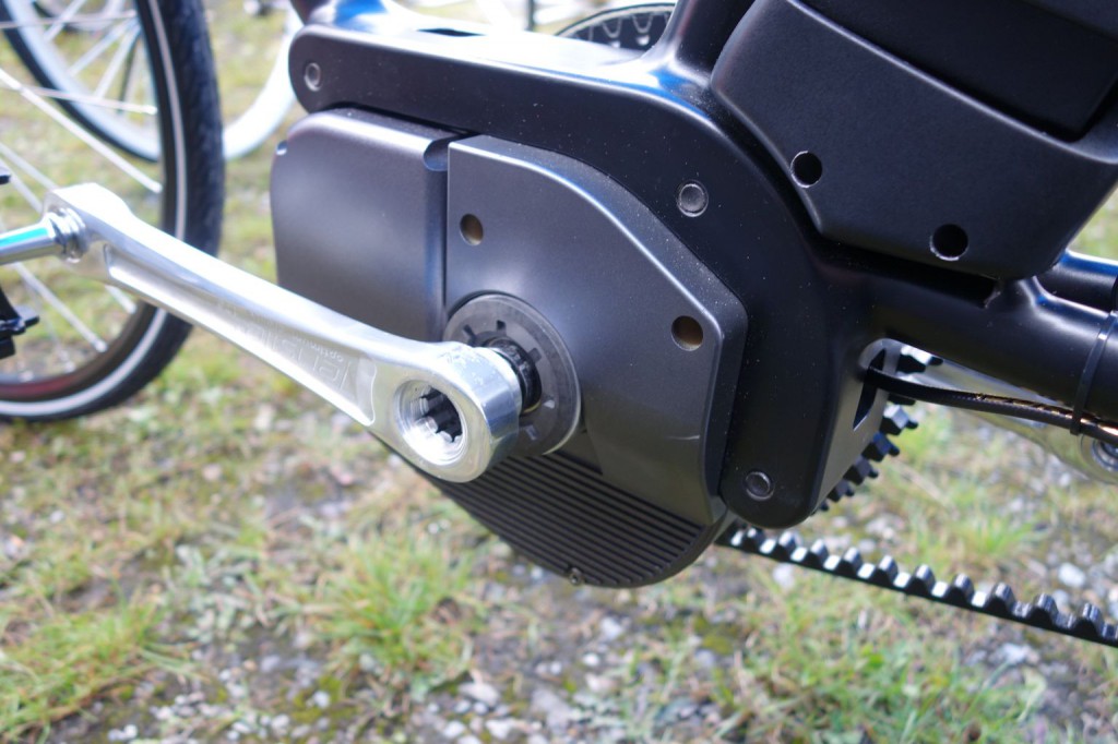 Momentum Electric Prototyp Mittelmotor detail