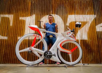 Smartphone Halterung - specialized fUCI concept robert egger designboom 02 818x657 1600px