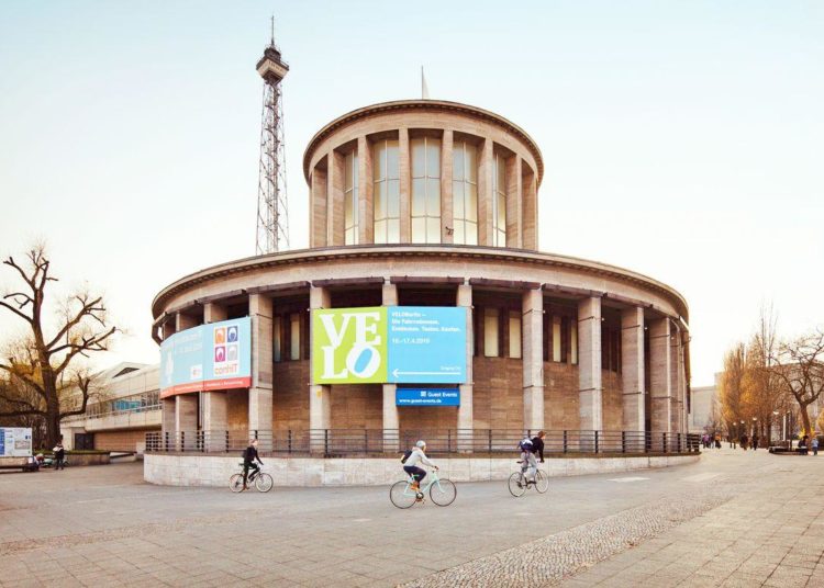 Messe - Au·enaufnahme Mit dem Rad zur VELOBerlin ∏VeloBerlin 1200px