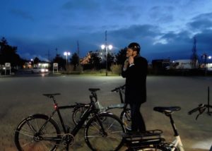 Gut gerüstet: funktionale Herbstbekleidung für E-Biker