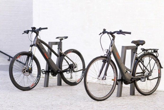 Integra e-Bike Rahmen-Antrieb in sportlicher Unisex und Waverahmen Variante