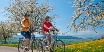 Mit dem E-Bike in den Frühling radeln.
