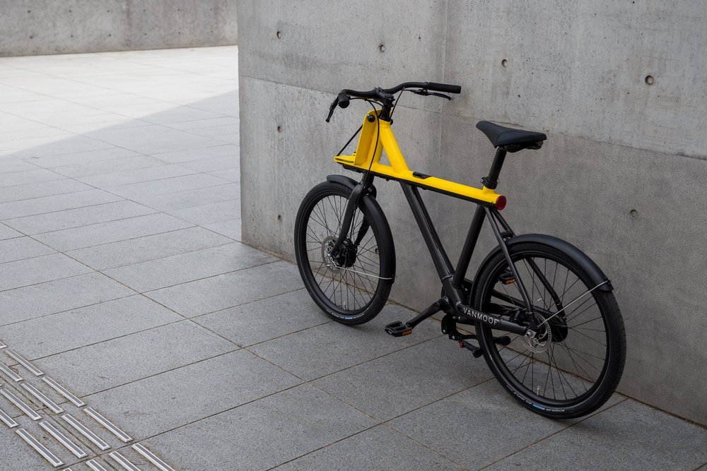 VanMoof Electrified X Schwarz-Gelb