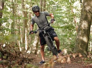 Jovan bändigt den Maxon BikeDrive im Giant Fully