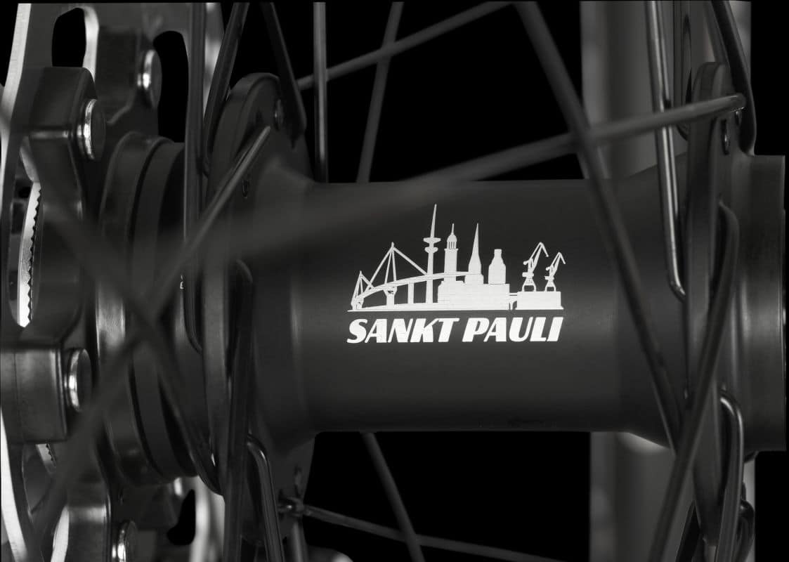 Bergamont 2018 Hub-with-St.Pauli-Logo