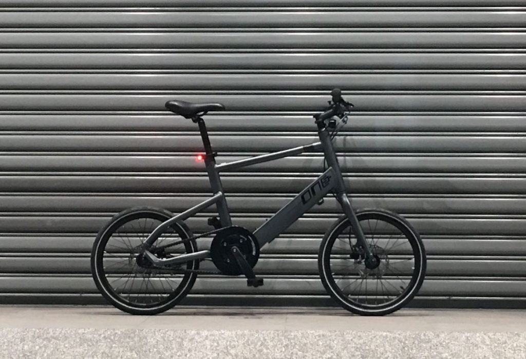 EC ONE Kompakt e-BIke Profil mit Beleuchtung