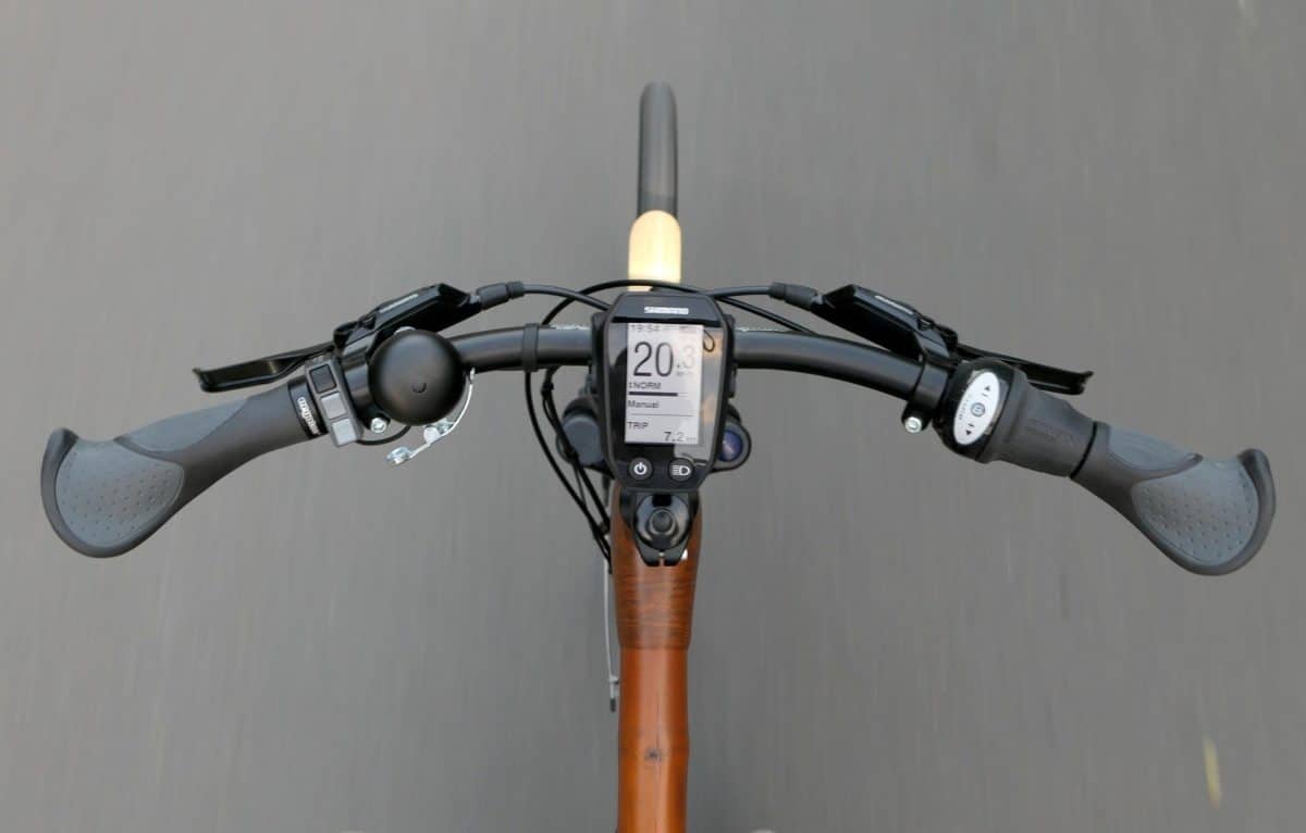 Shimano Steps Display kontrastreich am Lenker im My Boo Test