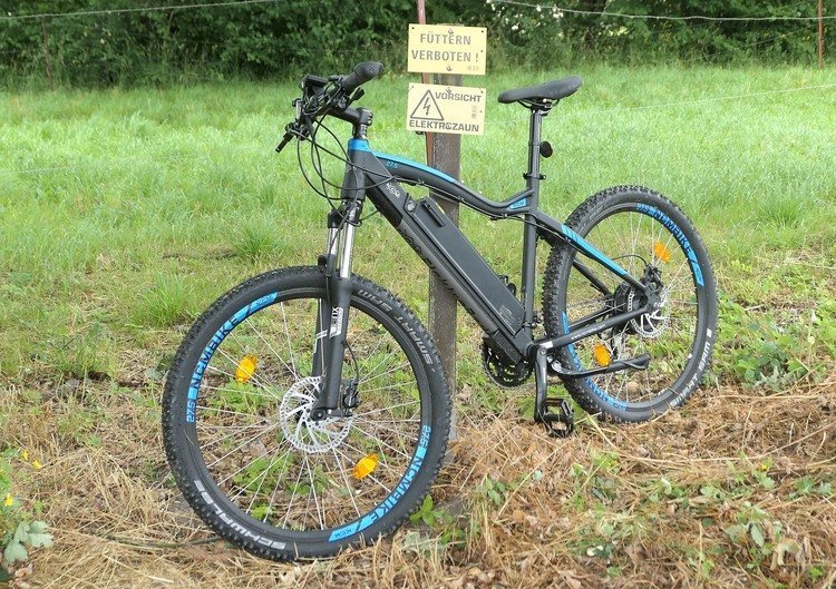 E-Mountainbike | NCM - P1020490 moscow links elektrozaun b h k gr WM 1