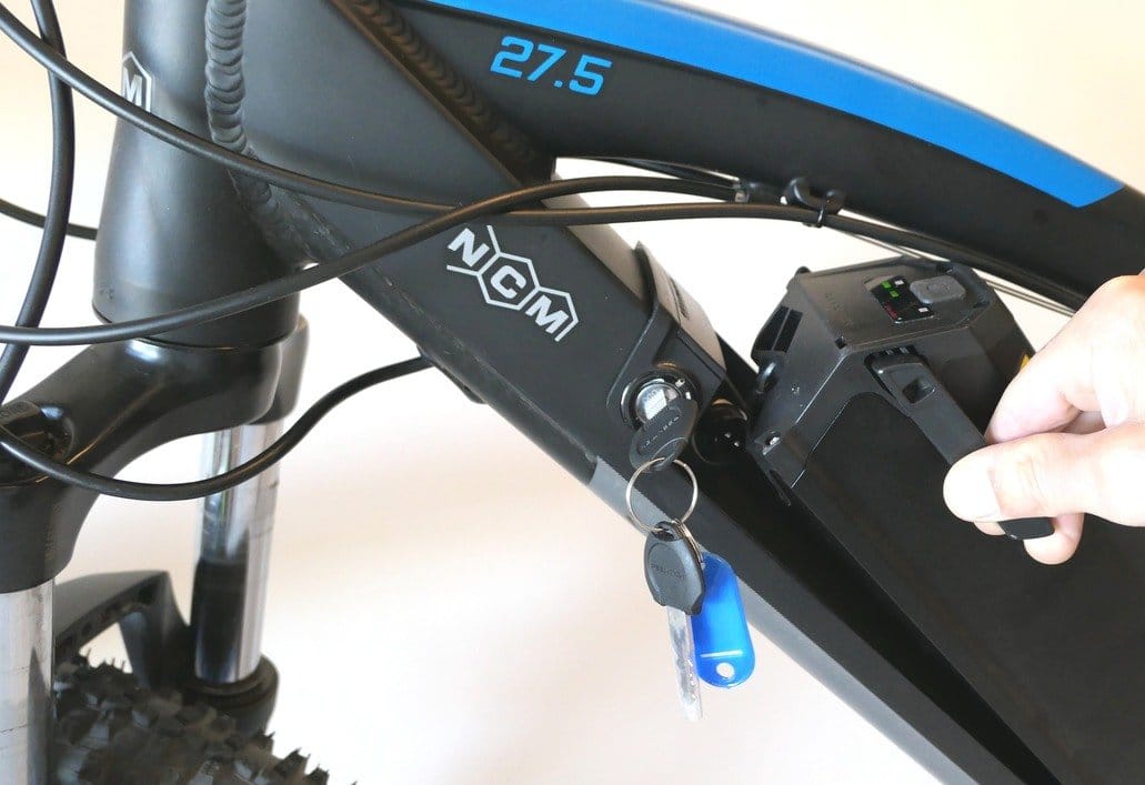 E-Mountainbike | NCM - P1020810 moscow akkuentnahme schloss b h k 2 WM 1