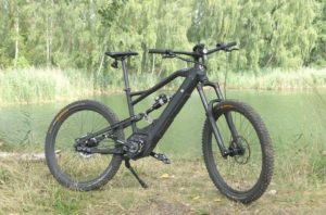 XF2 Trail: E-MTB Fully mit Rohloff Nabe und Riemenantrieb im Test