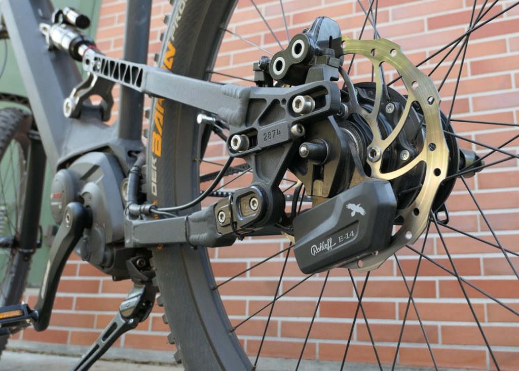 Riemenantrieb mit Rohloff Nabenschaltung beim E-MTB Pedelec