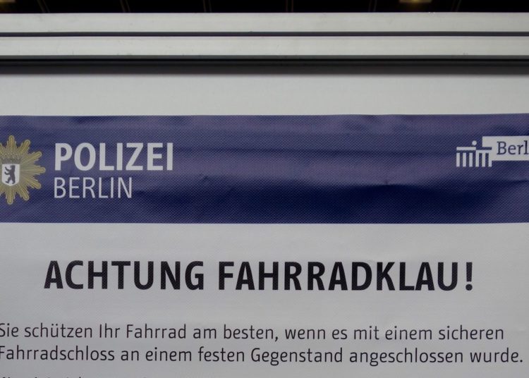 Tipps Diebstahlsicherung Fahrrad e-Bike von der Polizei Berlin DSC05367