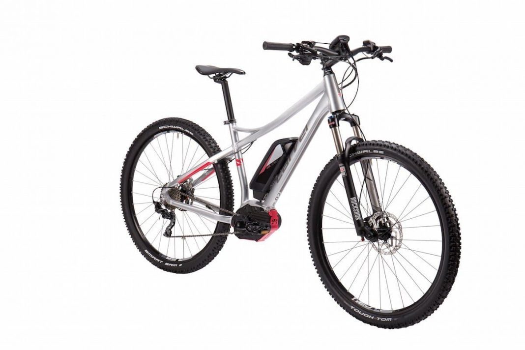 Neues eMTB Hardtail Carver Strict e.02 Lady in Brilliant Silver / Strawberry Lackierung