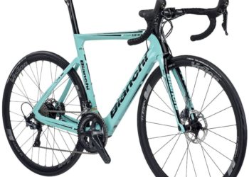 Dreiviertel Bianchi Aria e-Road 3-4