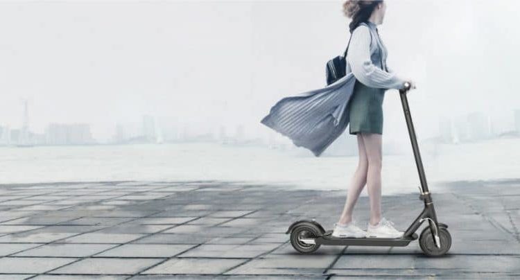 IO HAWK Sparrow während der Fahrt