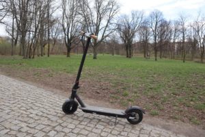 IO Hawk Sparrow Test: e-Scooter zum Cruisen