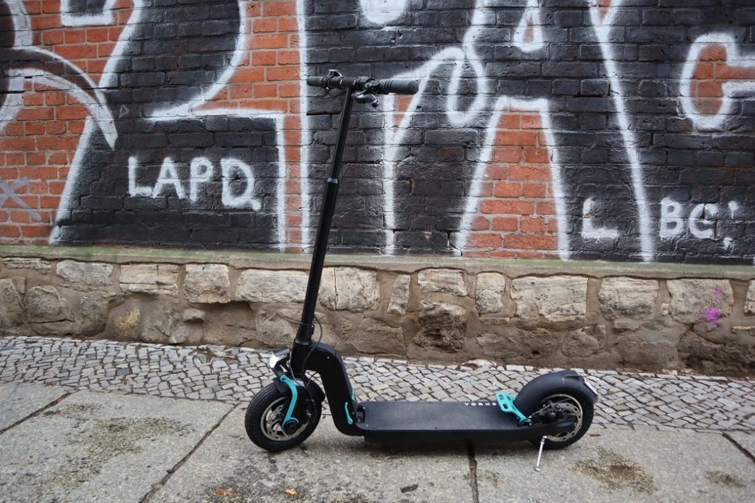 E-Bike | E-Scooter | Pedelec - UNADJUSTEDNONRAW thumb 4bc16