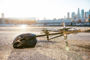 Sena R1: Neuer Fahrradhelm mit Smartphone-Konnektivität und Freisprecheinrichtung