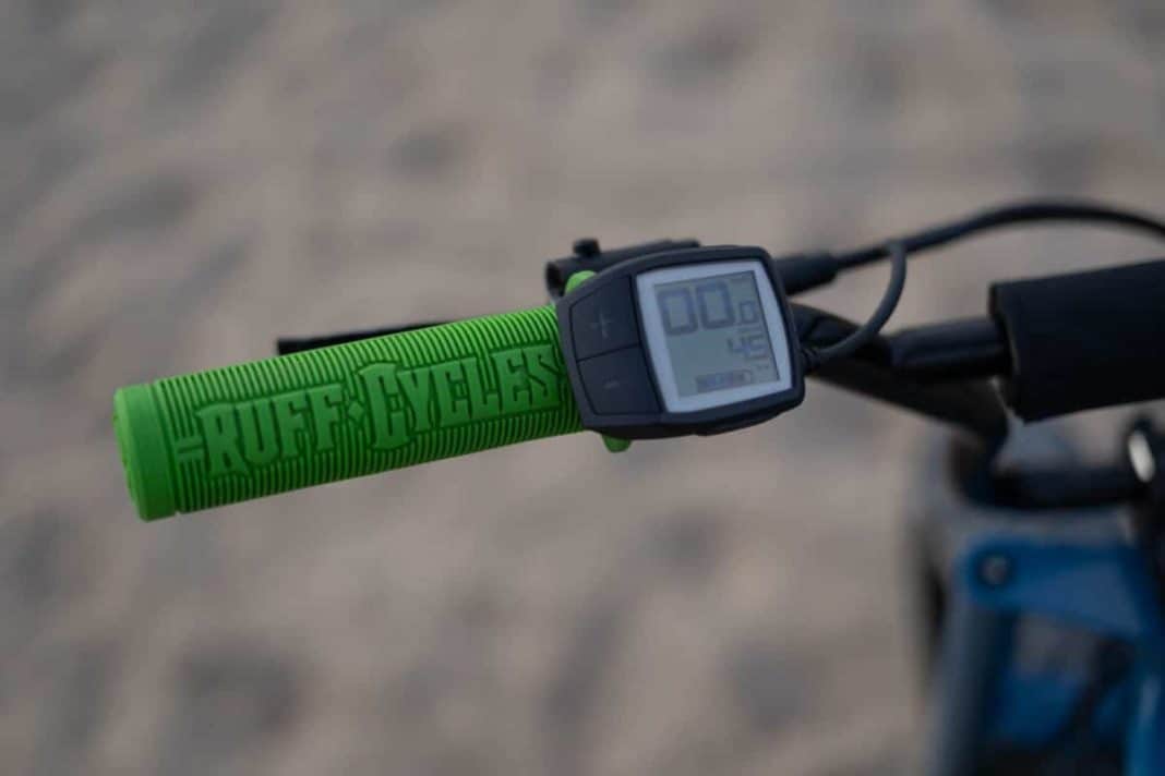 Lil'Buddy Ruff Cycles mit Pinion Display von Bosch