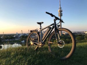 Electrolyte stellt mit dem Dauerläufer S6E ein Tourenrad mit Heckmotor vor