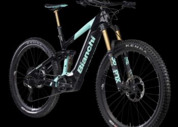 Bianchi Lif-E: T-Tronik Performer in Schwarz