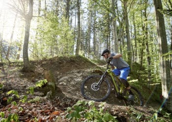 Urs Huber auf einem BULLS SONIC E-Mountainbike (Foto: BULLS)