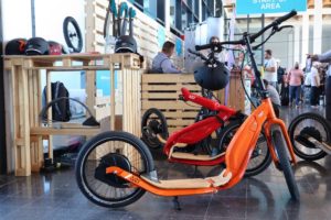 E-Scooter AER 557: Ein Blick auf den Eurobike-Gold-Award-Gewinner