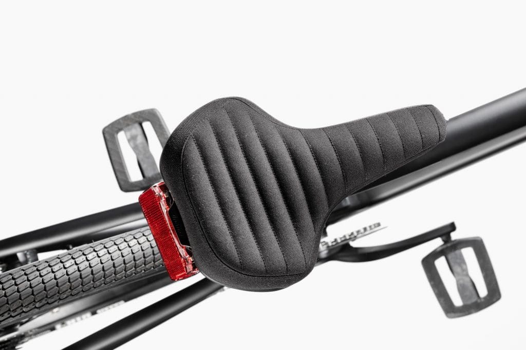 Der Sattel beim Treadwell Neo wirkt sehr gemütlich - eBikeNews