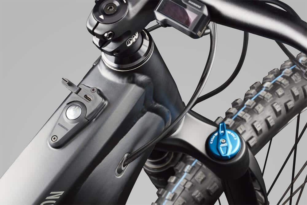 An-/Ausschalter und USB-Anschluss beim Grand Canyon:ON - eBikeNews