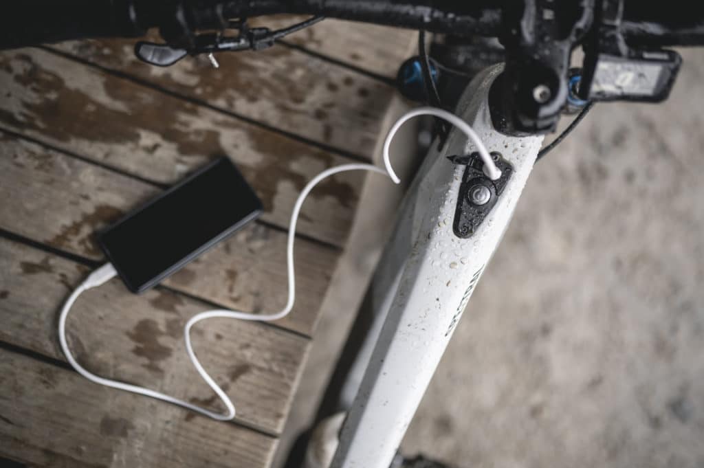 Canyon USB-Schnittstelle für die Stromversorgung unterwegs - eBikeNews