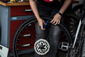 So funktioniert der Reifenwechsel am E-Bike problemlos selbstständig.