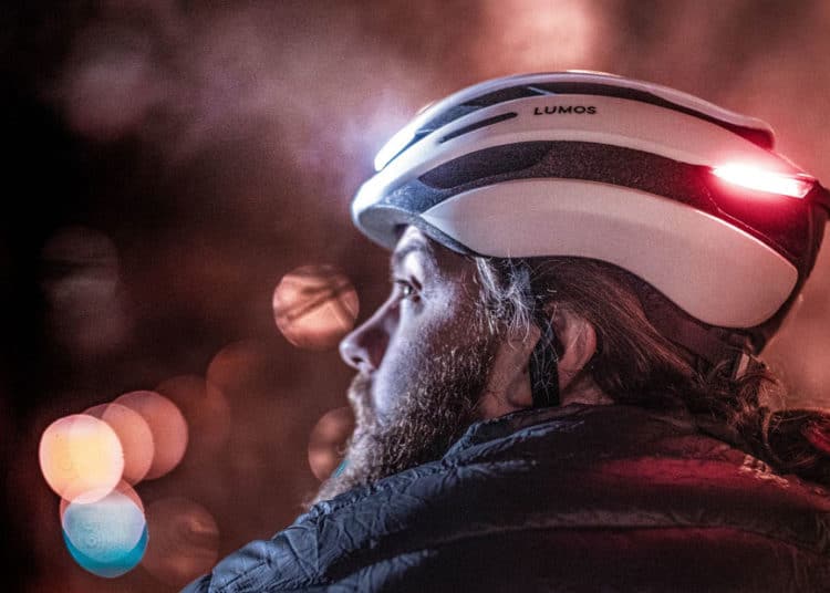 Lumos präsentiert neuen smarten, aber dennoch preiswerten Fahrradhelm - eBikeNews