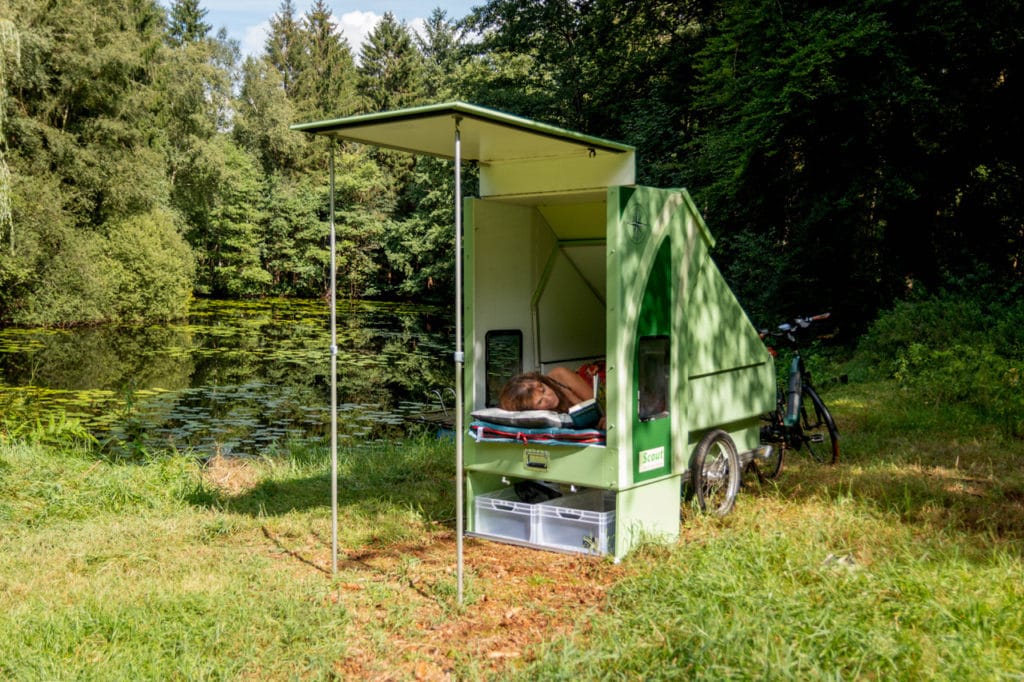 Scout E-Bike-Anhänger Bett - eBikeNews