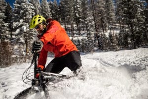Sie trotzen Schnee und Matsch: 7 günstige E-Fatbikes für jedes Wetter