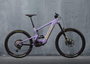 Santa Cruz Bullit: Vollgefedertes E-MTB mit potentem Shimano Steps EP8