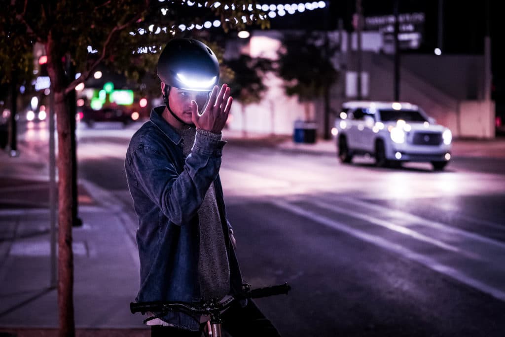 Lumos Matrix Front - eBikeNews