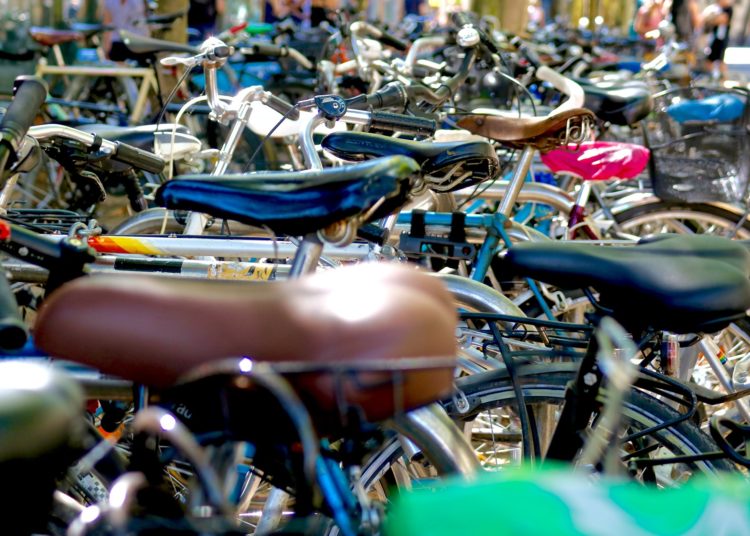 Diebstahl | E-Bike Sicherheit | Fahrradschloss - Leipzig Bahnhof