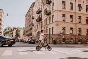 Scooter oder E-Bike? Das ist das neue Vässla Bike!