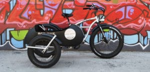 Kultpotential mit Haken: Das Bad Bike Beach Vintage Side Fat ist ein E-Bike mit Beiwagen