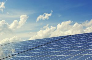 Niederlande: 330 Meter langer Solar-Radweg eröffnet