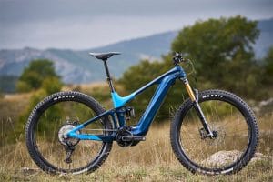 Trance X Advanced E+: Giant stellt neues E-MTB mit Carbonrahmen vor