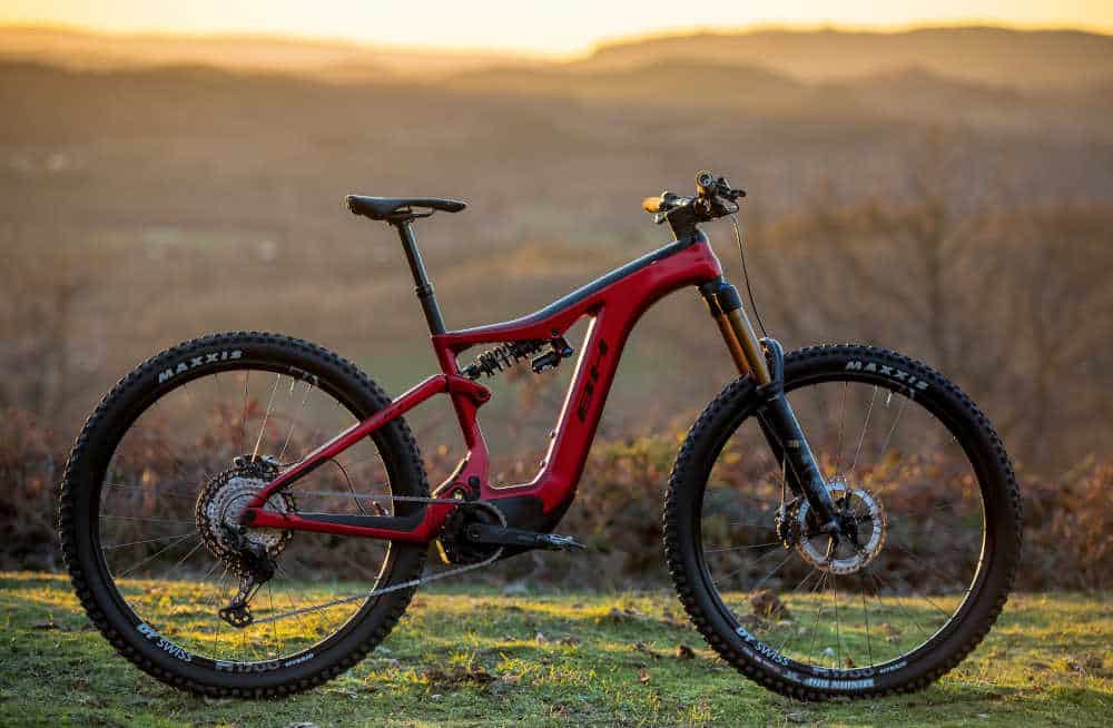 BH AtomX Carbon 2022 - eBikeNews